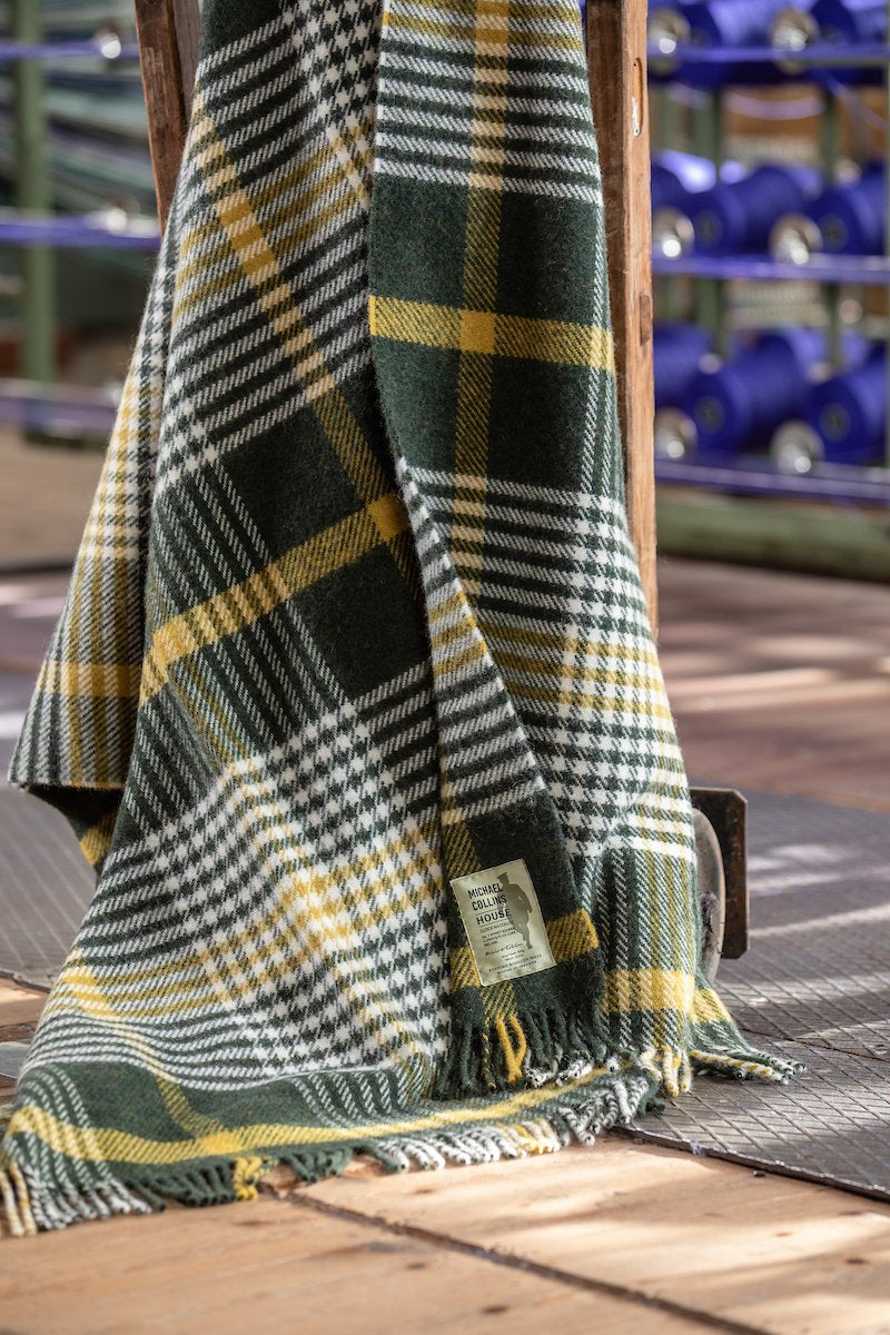 最新人気 特別価格Michael Collins Blankets 布里斯托尔的待售Wool Wool Throw Blanket並行輸入 